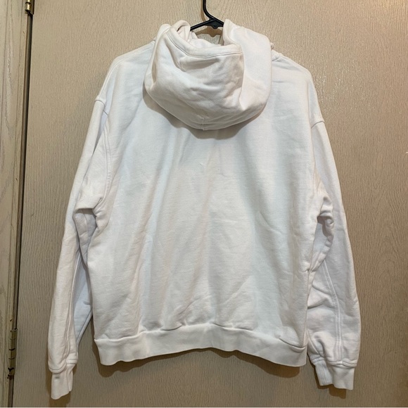 Levi’s 90’s Logo Hoodie with Rainbow Embroidery - Picture 3 of 5